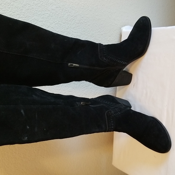 Vince Camuto Madolee Black Suede Over the Knee Boots 10M - Picture 7 of 16